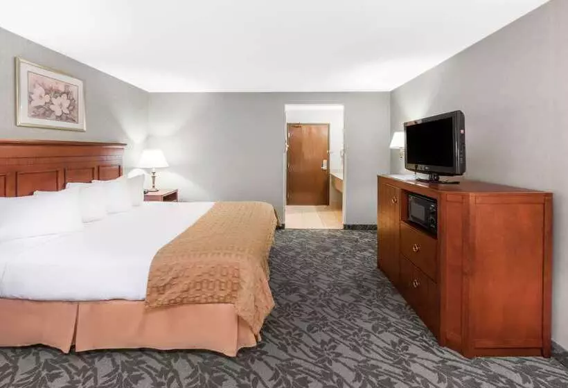 호텔 Baymont By Wyndham Grand Rapids N/walker