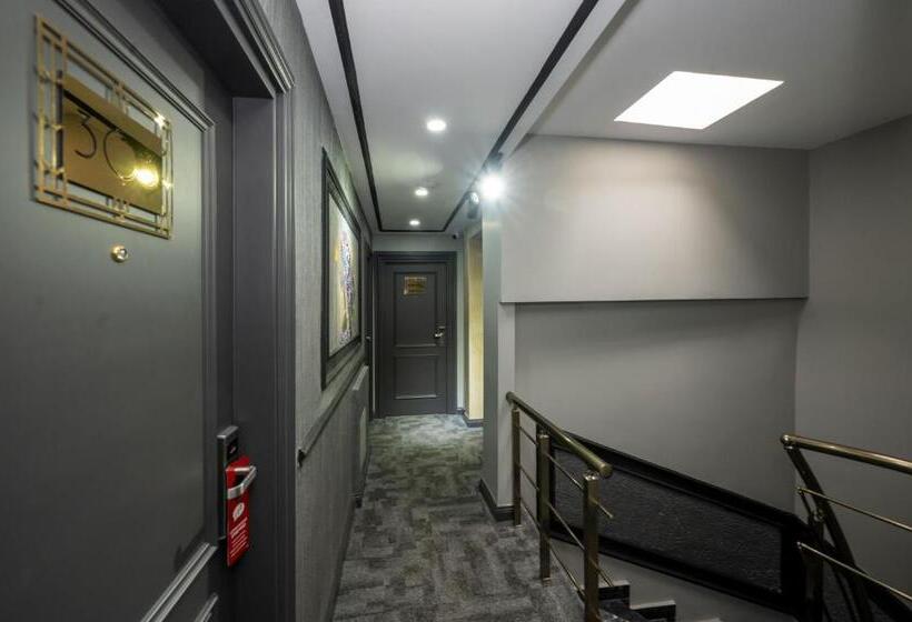 ホテル California