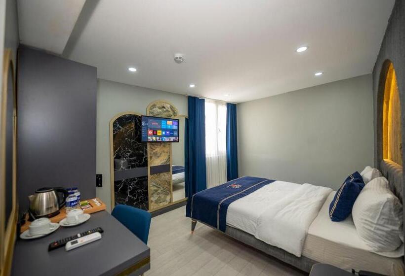 ホテル California