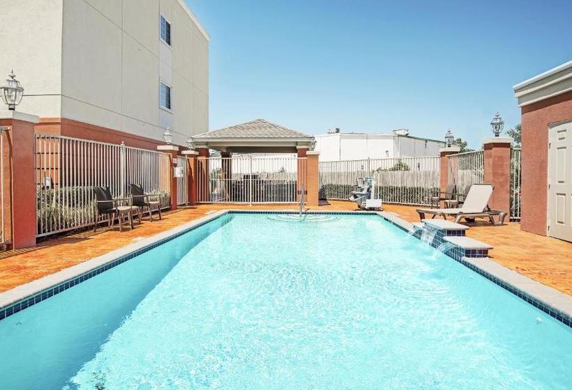 هتل Candlewood Suites Houston Nw Willowbrook, An Ihg