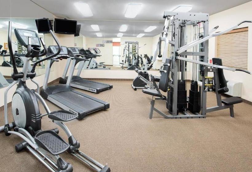 هتل Candlewood Suites Houston Nw Willowbrook, An Ihg