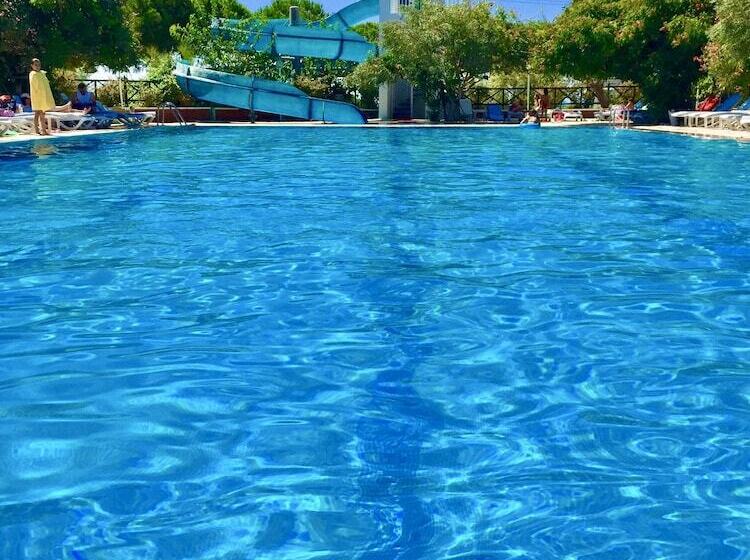 فندق Club Afrodit