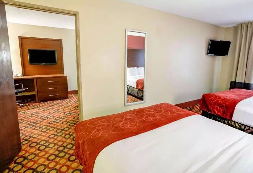 Hotelli Comfort Suites Concord Mills
