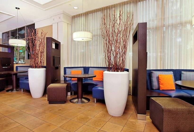 בית מלון כפרי Courtyard Oakland Downtown