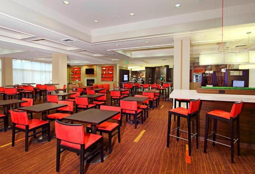 בית מלון כפרי Courtyard Oakland Downtown