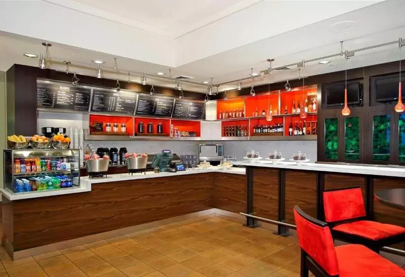 호텔 Courtyard Oakland Downtown