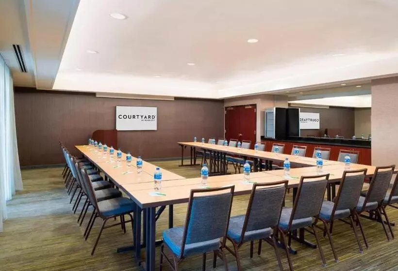 ホテル Courtyard By Marriott Princeton