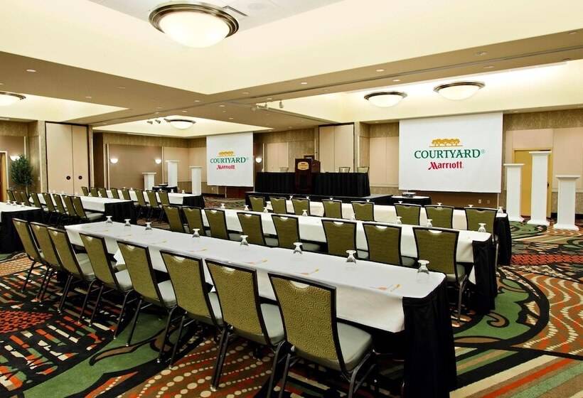 فندق Courtyard By Marriott St. George