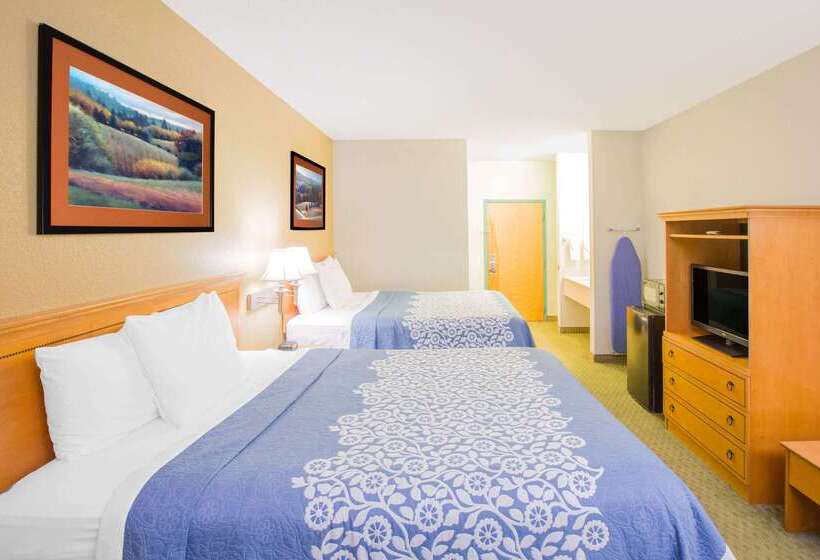 בית מלון כפרי Days Inn By Wyndham Hattiesburg Ms