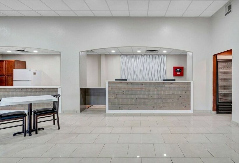 فندق Days Inn & Suites By Wyndham Niagara Falls/buffalo