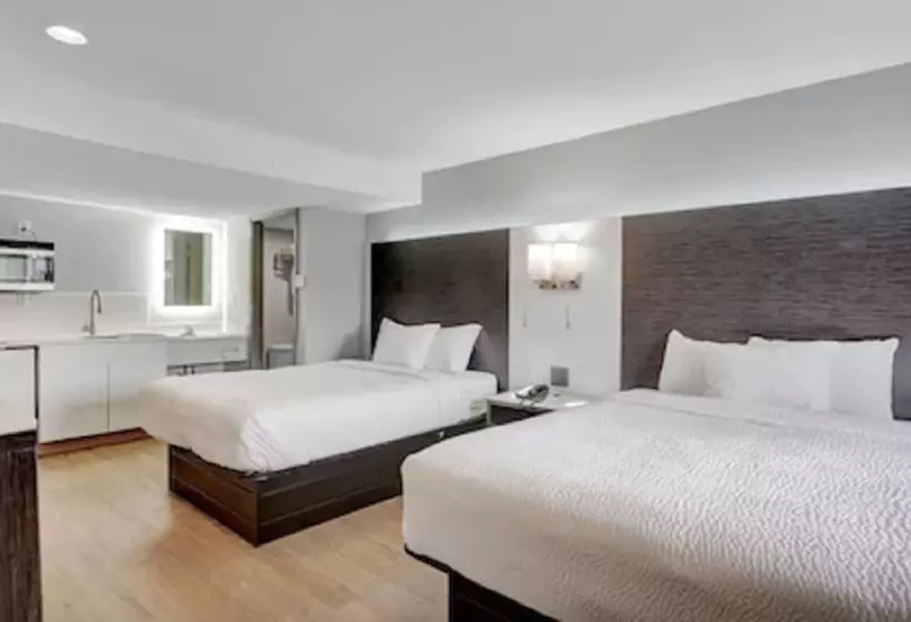 Hôtel Days Inn & Suites By Wyndham Niagara Falls/buffalo