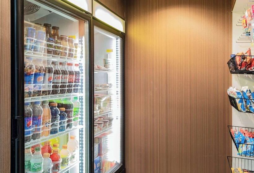 فندق Days Inn & Suites By Wyndham Niagara Falls/buffalo