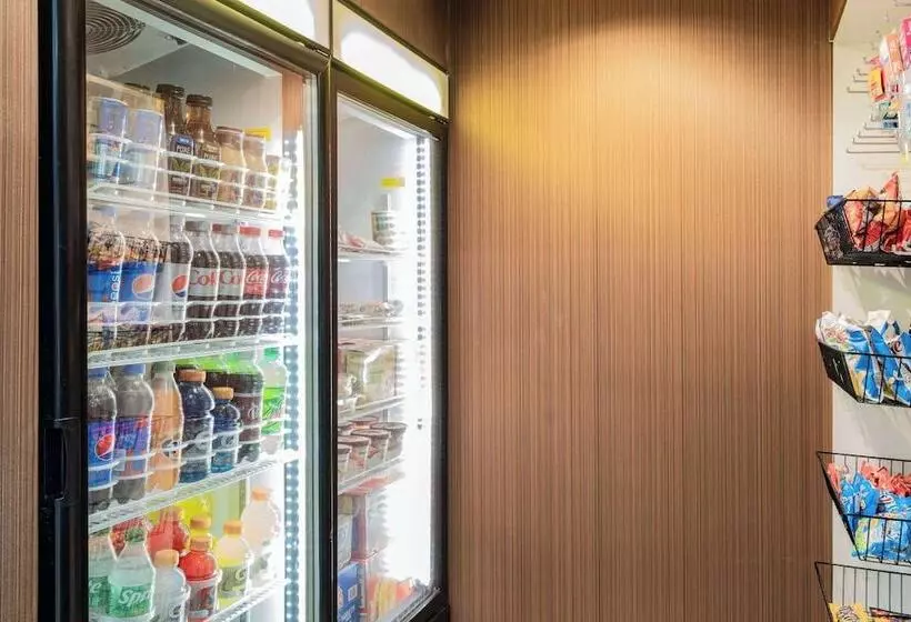 Hôtel Days Inn & Suites By Wyndham Niagara Falls/buffalo