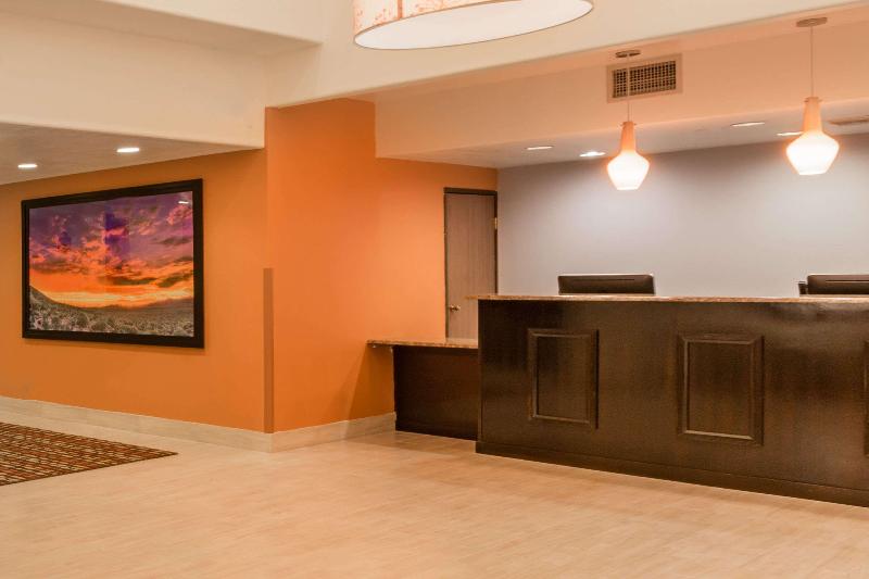 فندق Days Inn & Suites By Wyndham Tucson/marana
