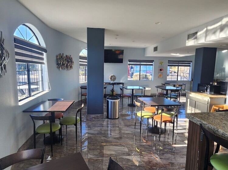 فندق Days Inn & Suites By Wyndham Tucson/marana