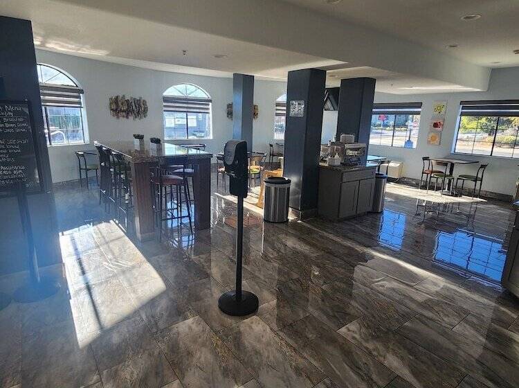 فندق Days Inn & Suites By Wyndham Tucson/marana