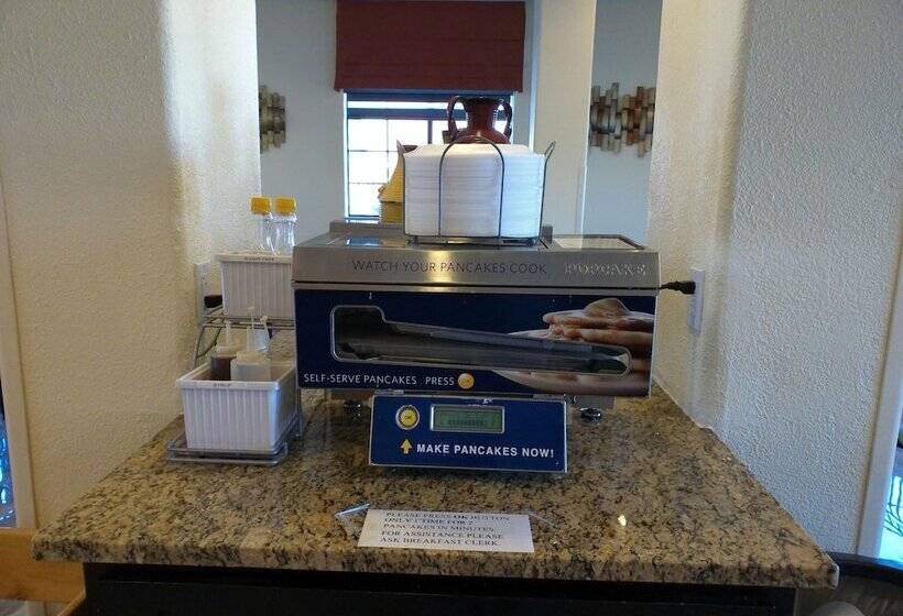 فندق Days Inn & Suites By Wyndham Tucson/marana