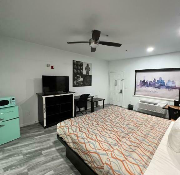 هتل Grand Villa Inn Galleria