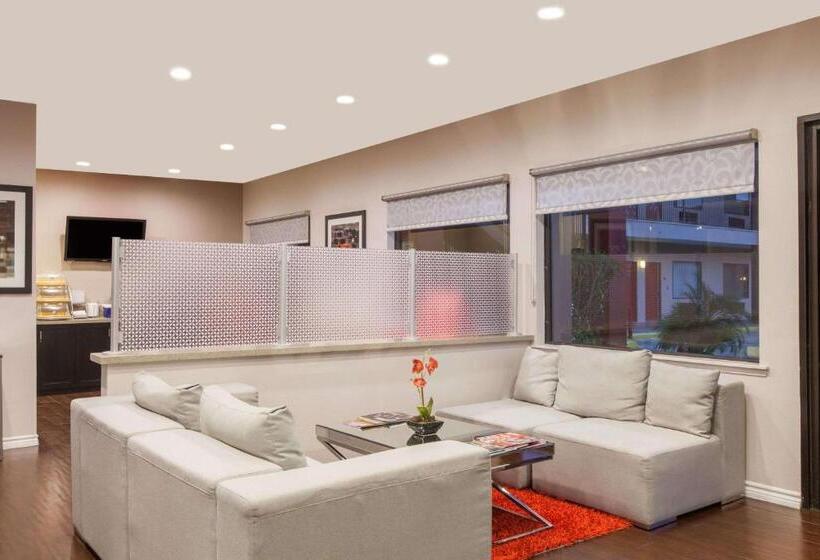 هتل Grand Villa Inn Galleria