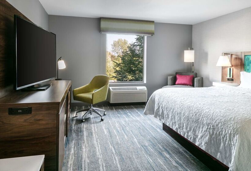 בית מלון כפרי Hampton Inn & Suites Grafton