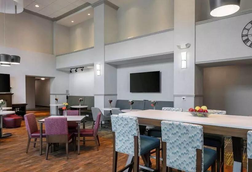 Otel Hampton Inn & Suites Grafton