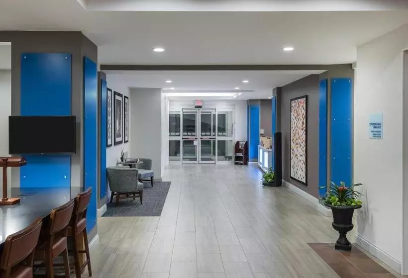 ホテル Holiday Inn Express & Suites Florence I 95 & I 20 Civic Ctr, An Ihg