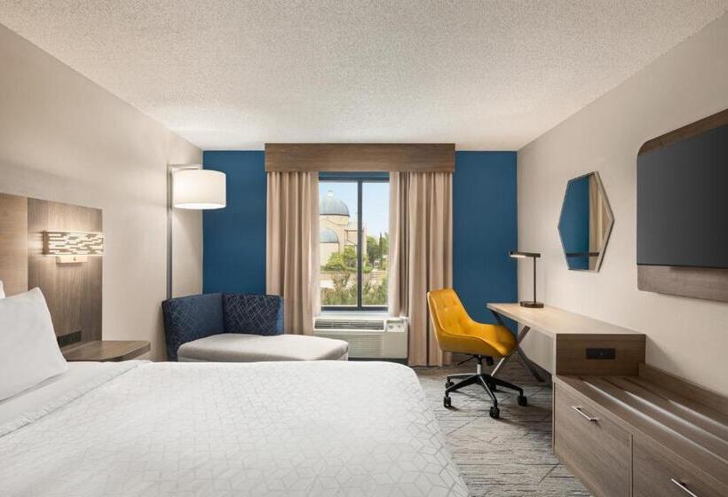 فندق Holiday Inn Express & Suites Greenville Downtown, An Ihg