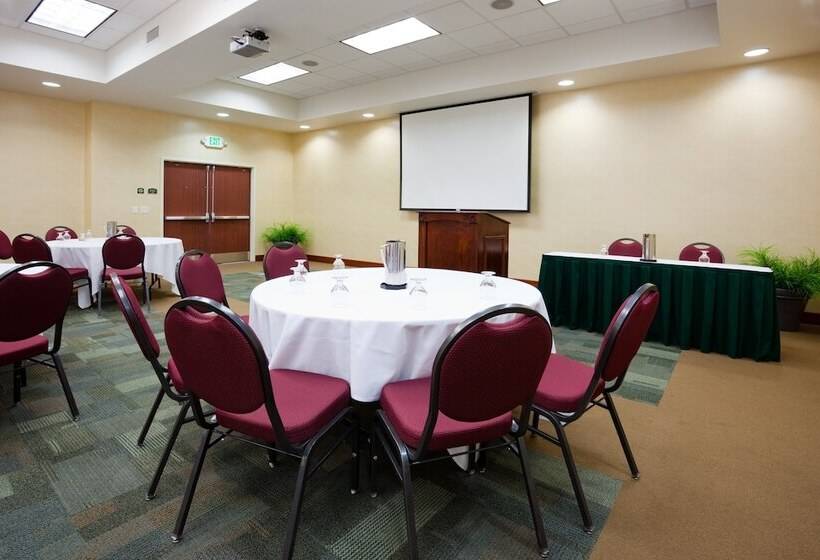 فندق Holiday Inn Madison At The American Center, An Ihg