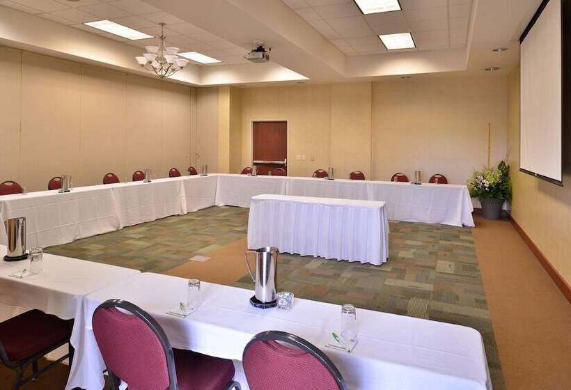 فندق Holiday Inn Madison At The American Center, An Ihg