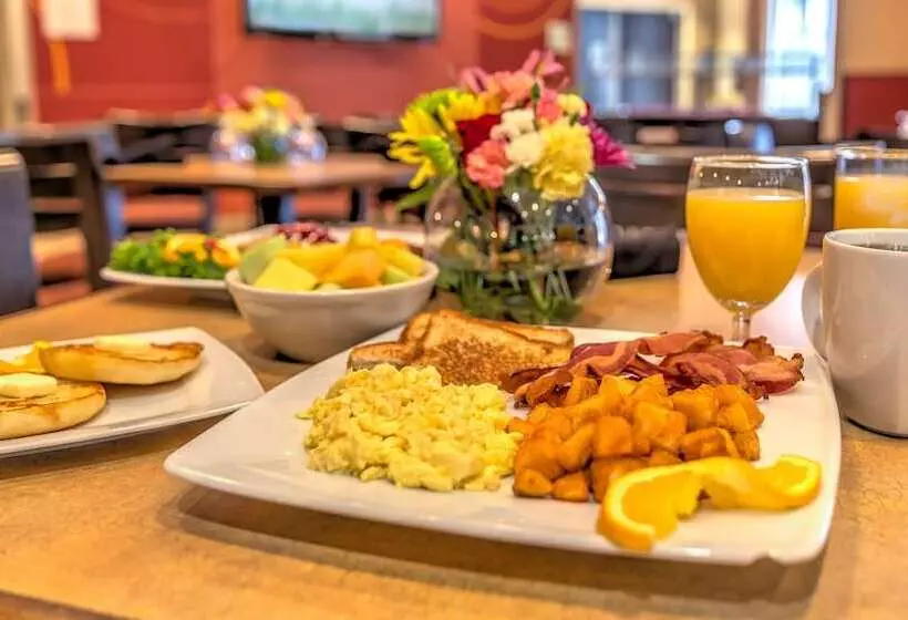 Otel Holiday Inn North Quail Springs, An Ihg