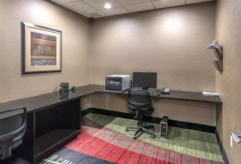 Otel Holiday Inn North Quail Springs, An Ihg