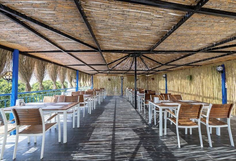 فندق MaxSea Beach