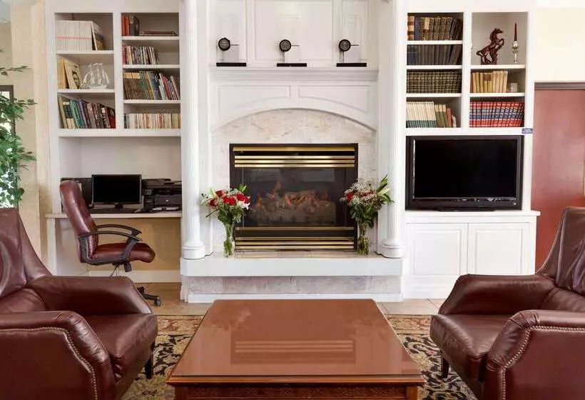 호텔 Ramada By Wyndham Moses Lake