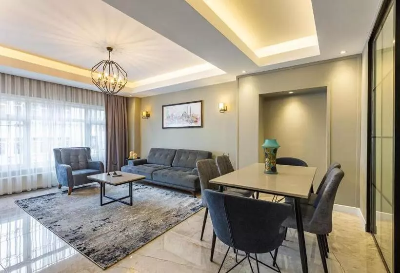 Seraglio Hotel & Suites