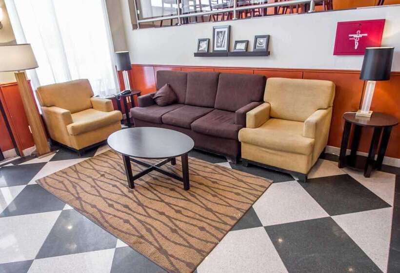 Отель Sleep Inn Long Island City  Manhattan View