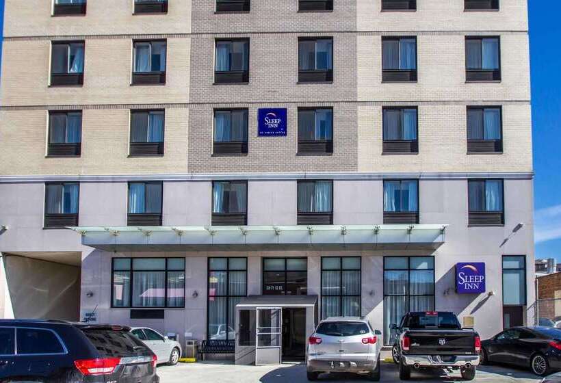 Отель Sleep Inn Long Island City  Manhattan View