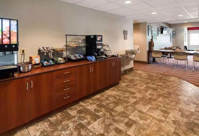 Отель Sonesta Essential Morgantown