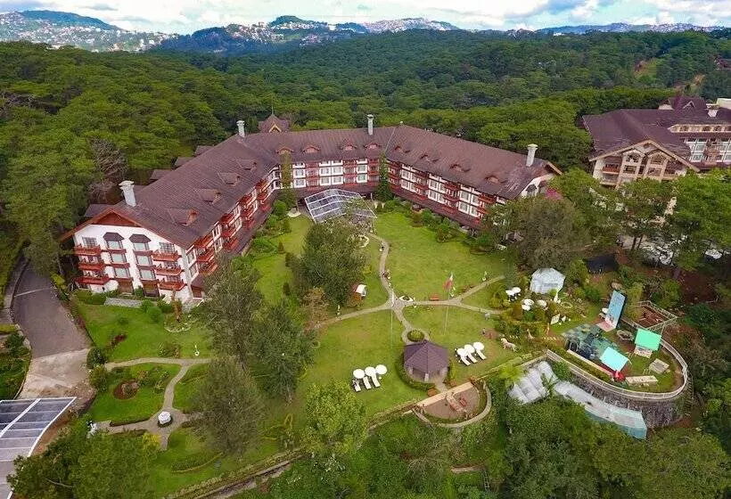 호텔 The Manor At Camp John Hay
