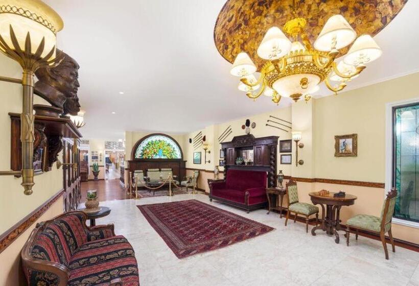 酒店 The Peacock Garden