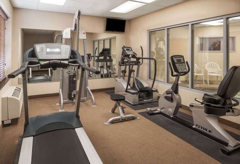 Hotel Wingate By Wyndham Spokane Airport