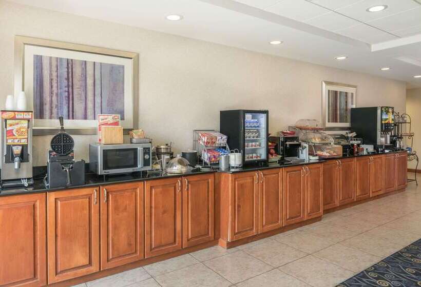 Hotel Wingate By Wyndham Spokane Airport