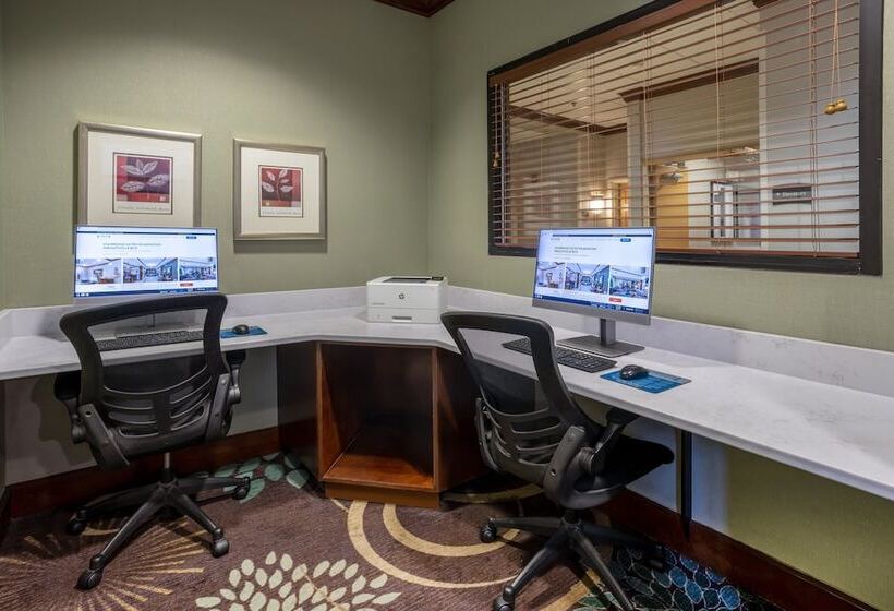 Staybridge Suites Wilmington East, An Ihg