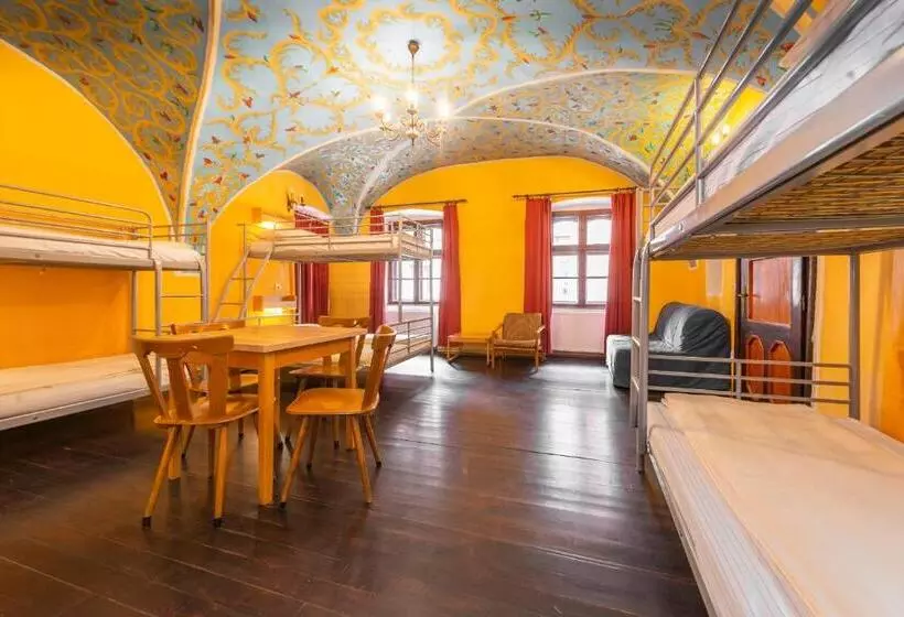 Burg Hostel Sighisoara