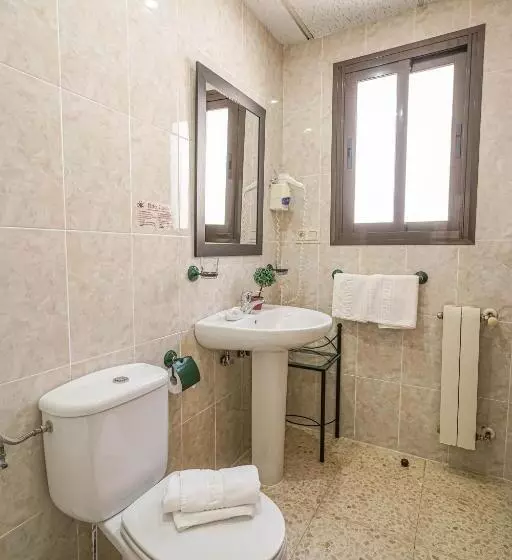 בית מלון כפרי Colon