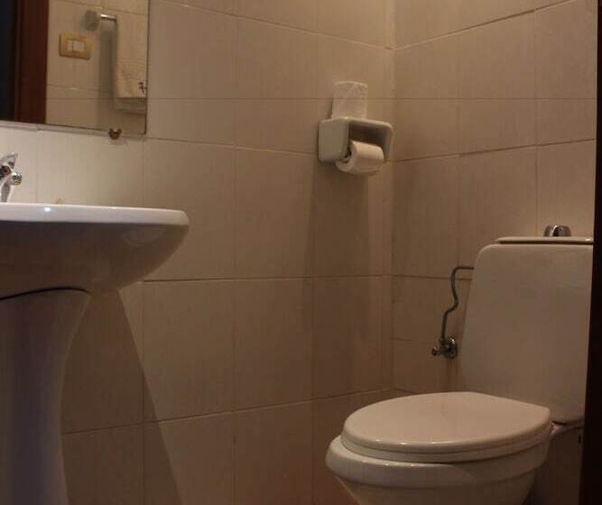 호텔 Franco Yaounde