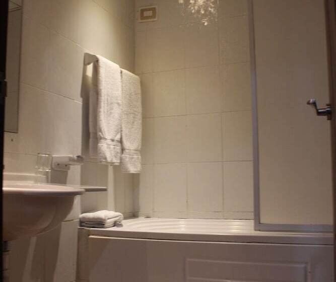 호텔 Franco Yaounde