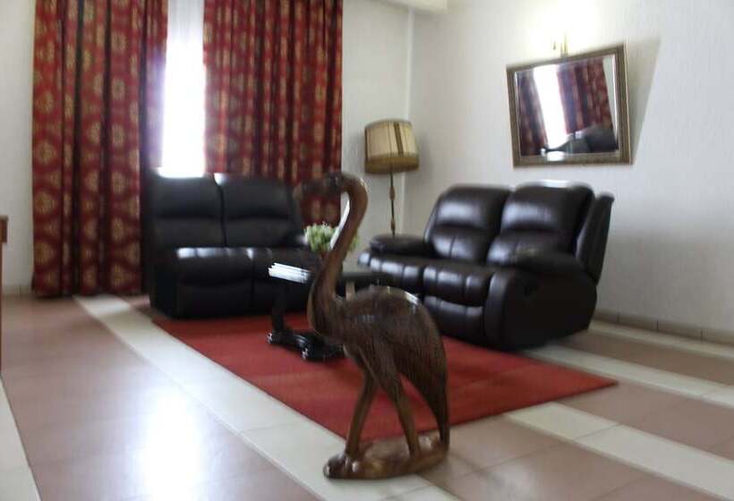 호텔 Franco Yaounde