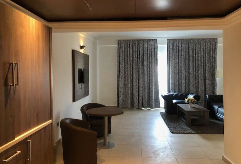 호텔 Franco Yaounde