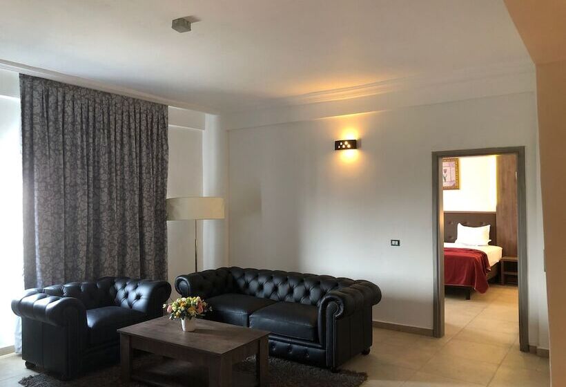 호텔 Franco Yaounde