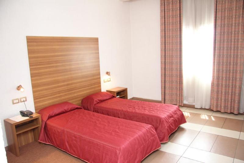 호텔 Franco Yaounde